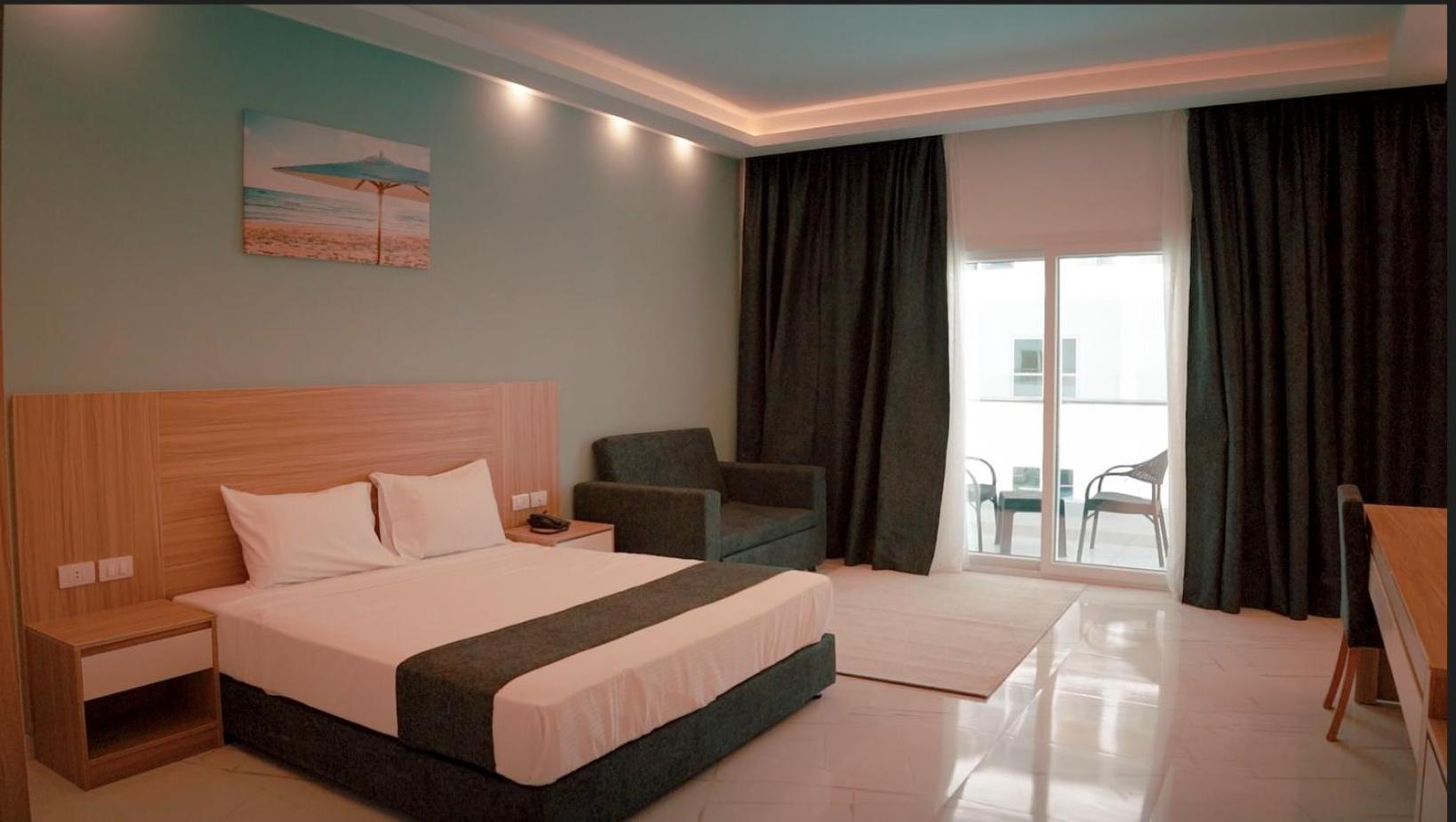 Sky Star Free Shuttle To Center Hotel 3*